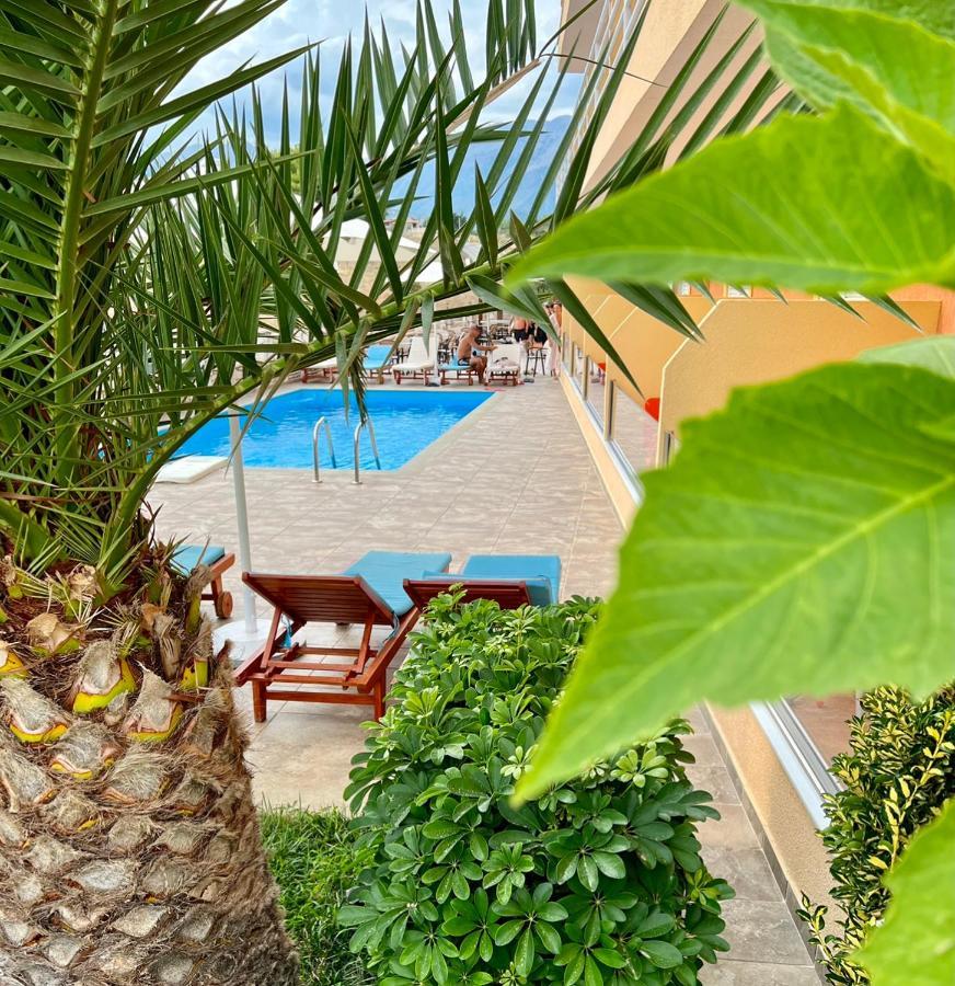 Karos Hotel Llaman Himarë Exterior foto